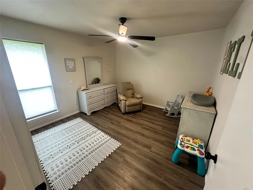 7245 Wendy Drive Paris, TX 75462