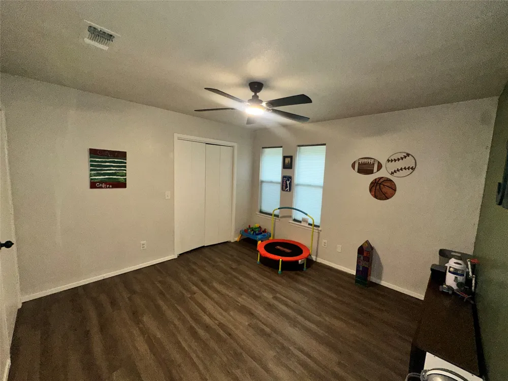 7245 Wendy Drive Paris, TX 75462