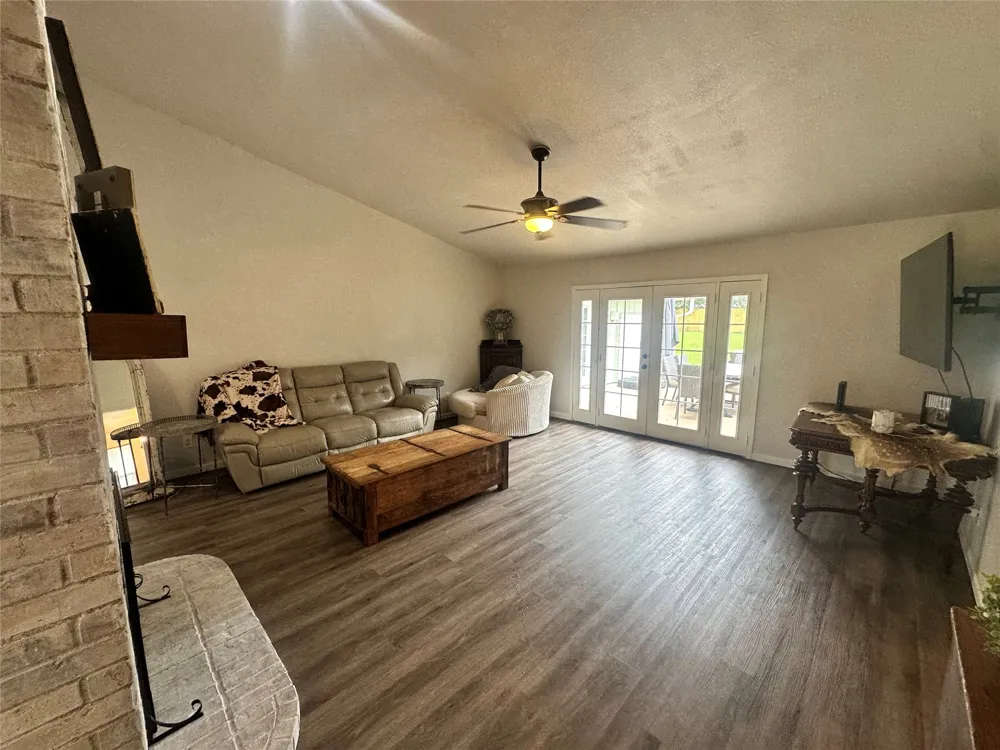 7245 Wendy Drive Paris, TX 75462
