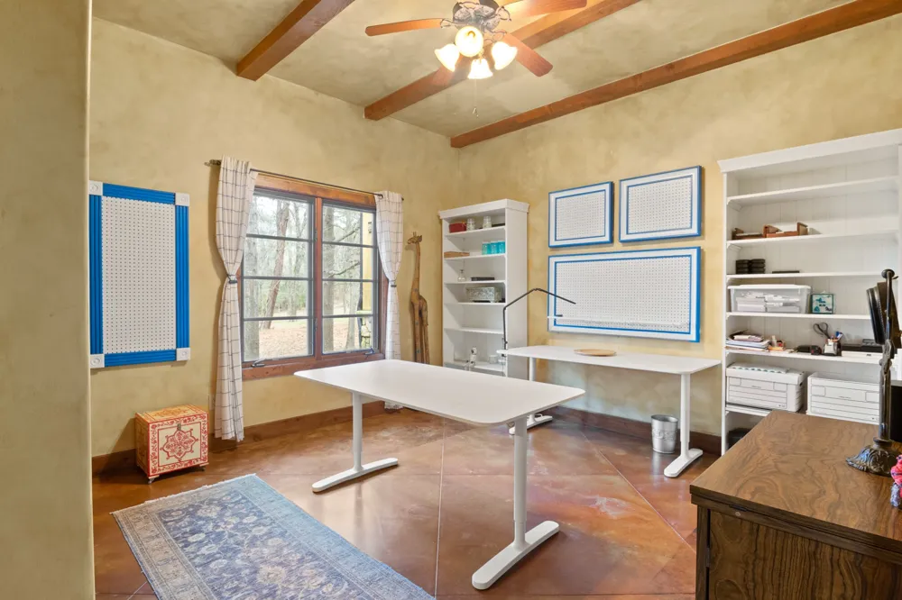 660 County Road 1334 Pittsburg, TX 75686