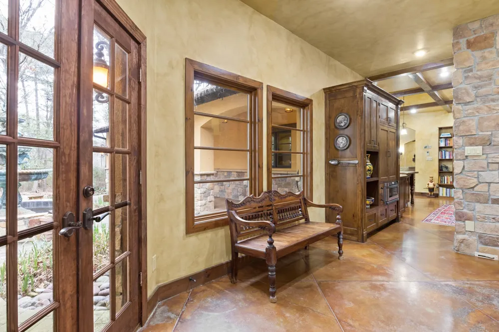 660 County Road 1334 Pittsburg, TX 75686