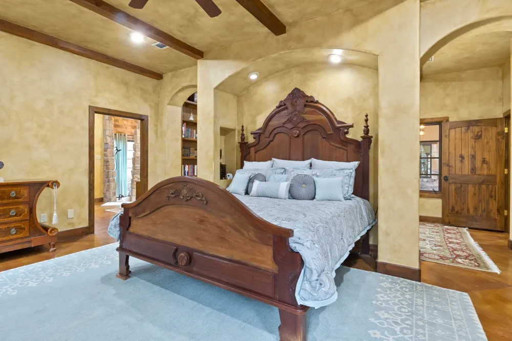 660 County Road 1334 Pittsburg, TX 75686