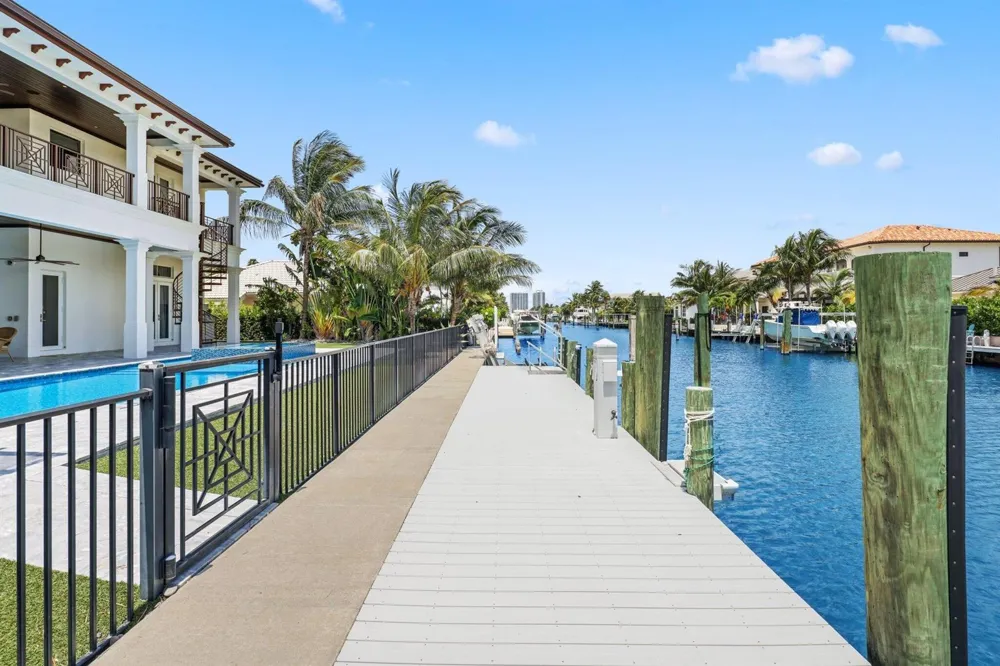 1200 Bimini Lane Riviera Beach, FL 33404