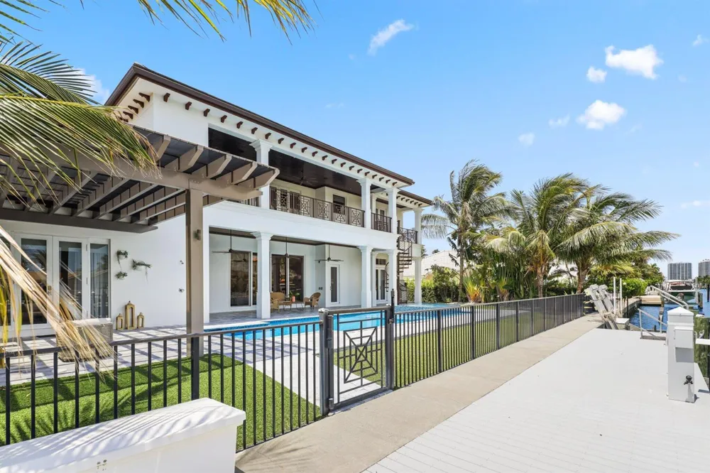 1200 Bimini Lane Riviera Beach, FL 33404
