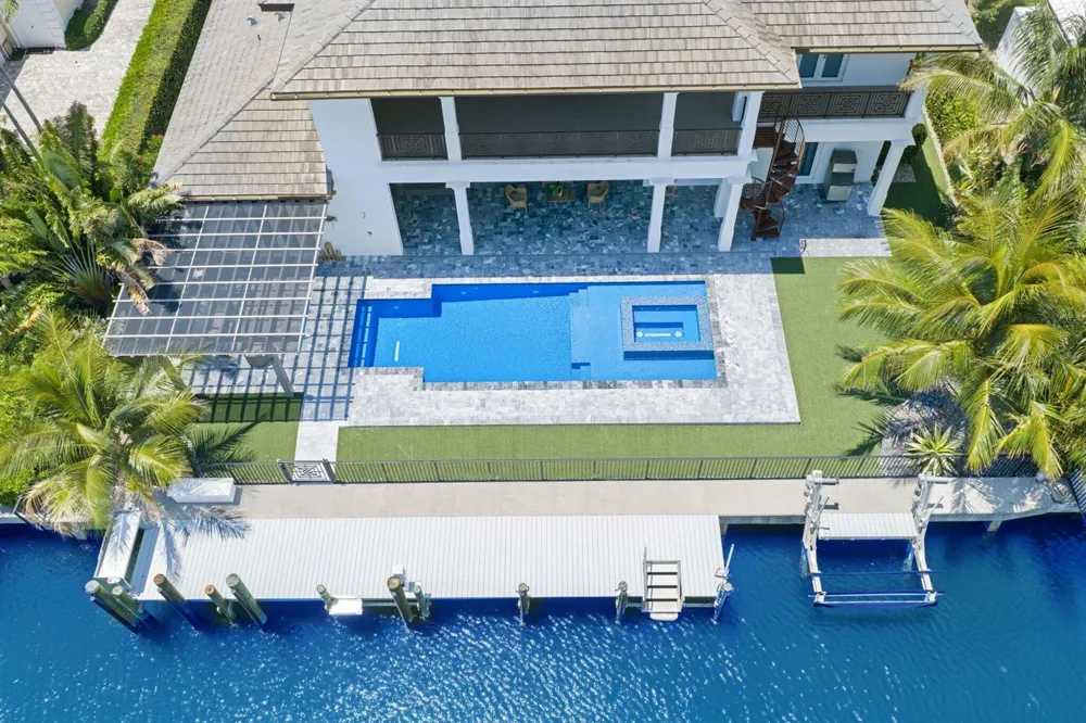 1200 Bimini Lane Riviera Beach, FL 33404
