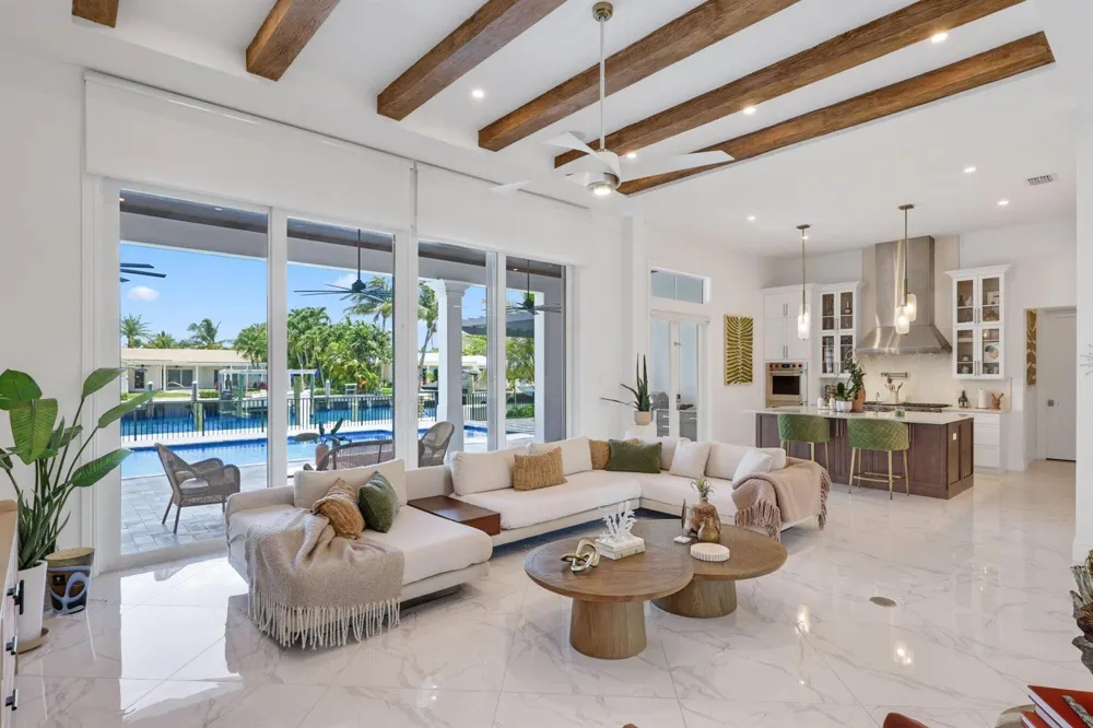 1200 Bimini Lane Riviera Beach, FL 33404