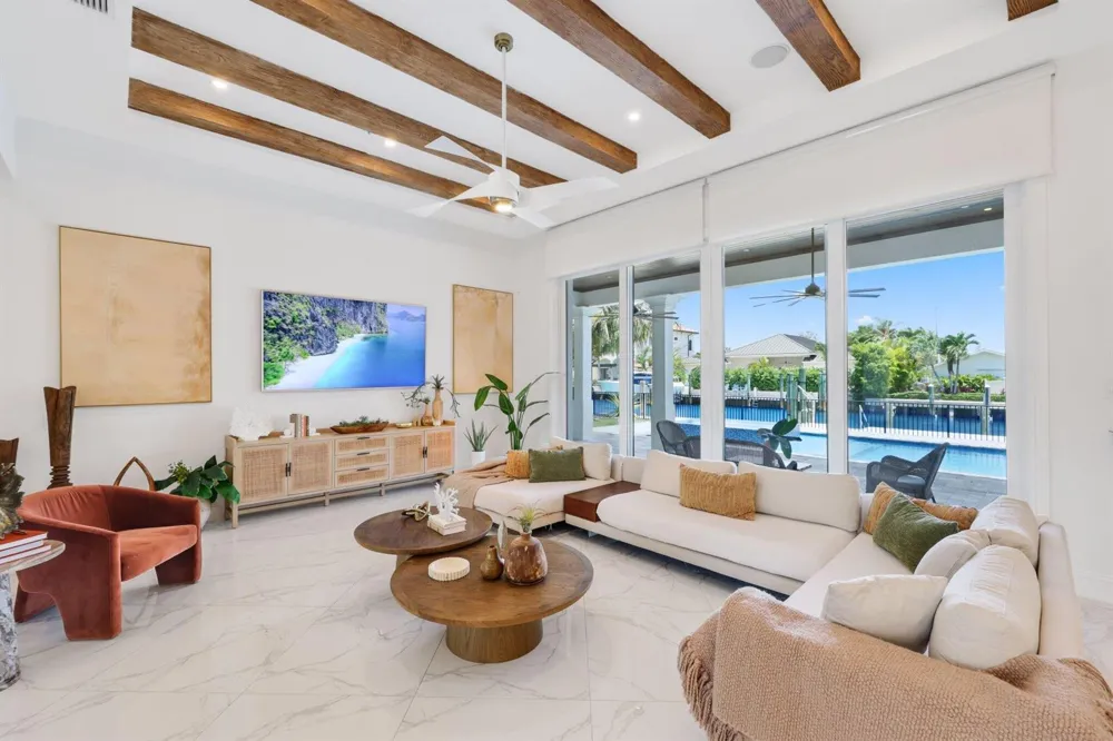 1200 Bimini Lane Riviera Beach, FL 33404