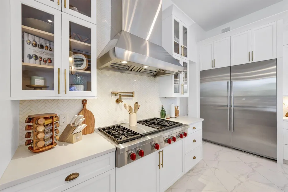1200 Bimini Lane Riviera Beach, FL 33404