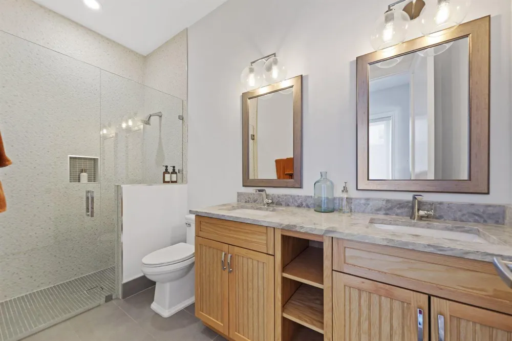 1200 Bimini Lane Riviera Beach, FL 33404