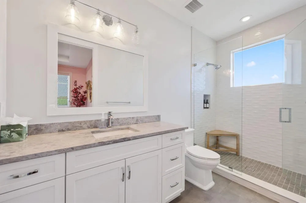 1200 Bimini Lane Riviera Beach, FL 33404