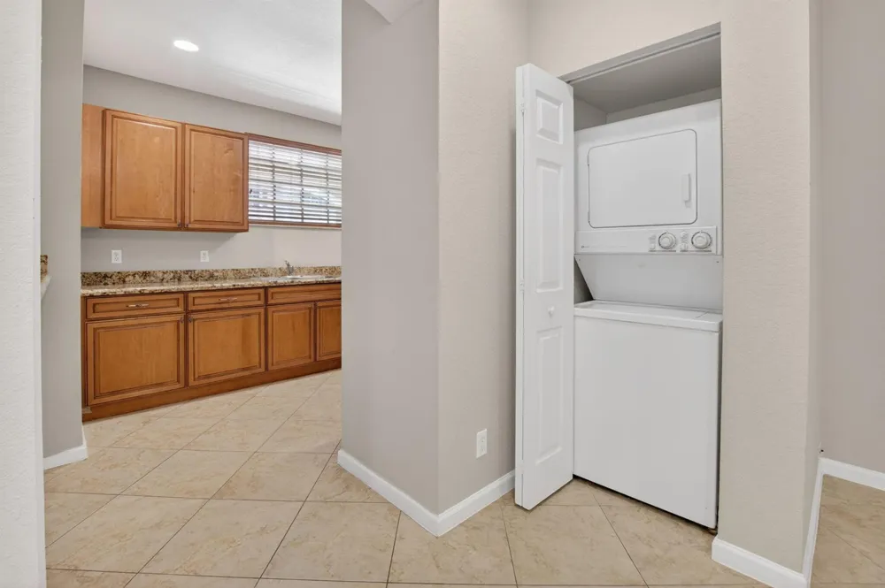 1418 W Wickham Circle #B Delray Beach, FL 33445