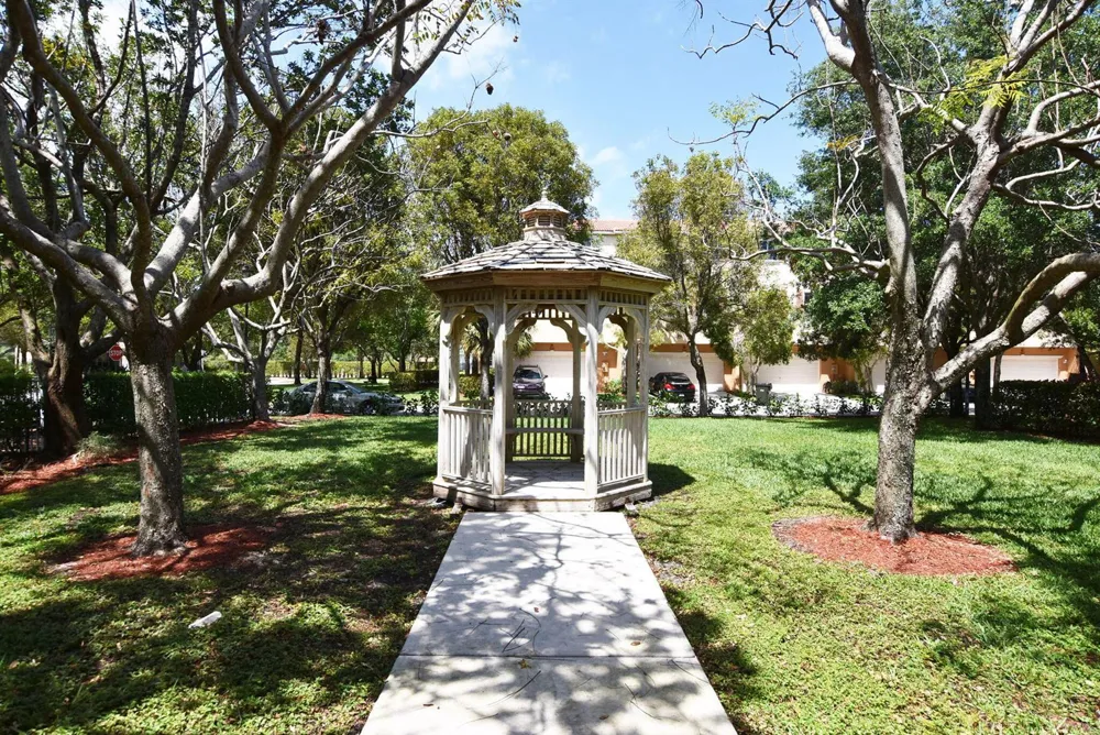 1418 W Wickham Circle #B Delray Beach, FL 33445