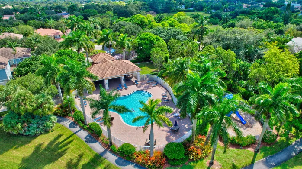 1418 W Wickham Circle #B Delray Beach, FL 33445