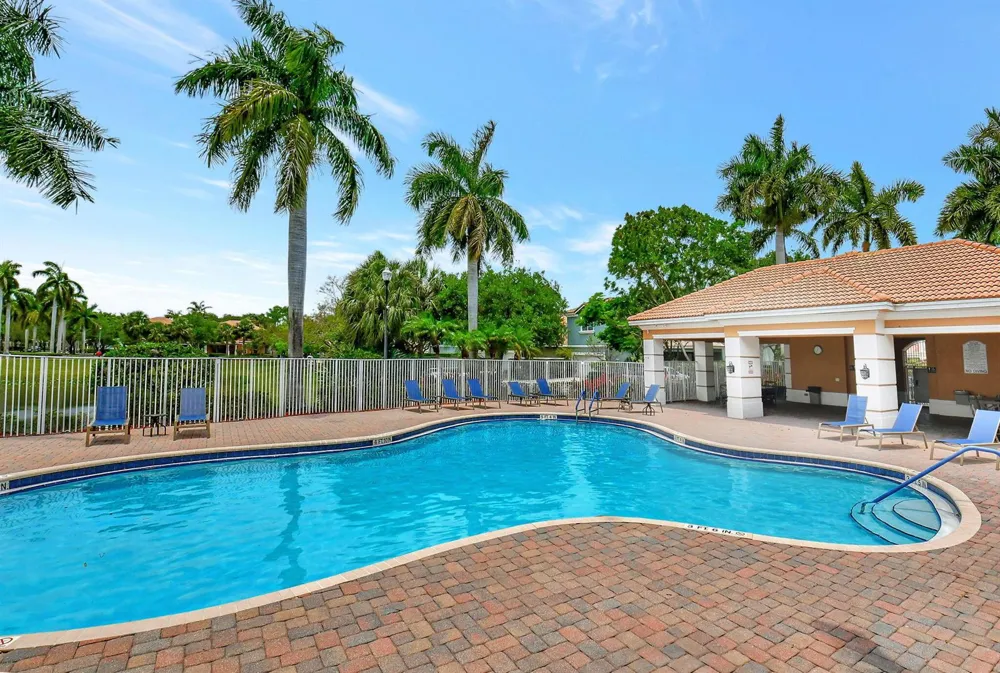 1418 W Wickham Circle #B Delray Beach, FL 33445