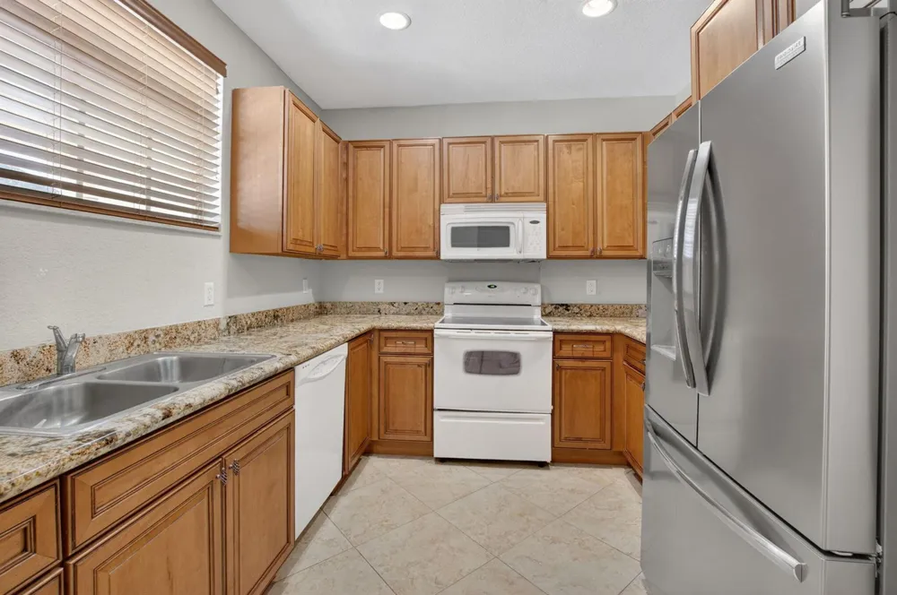 1418 W Wickham Circle #B Delray Beach, FL 33445