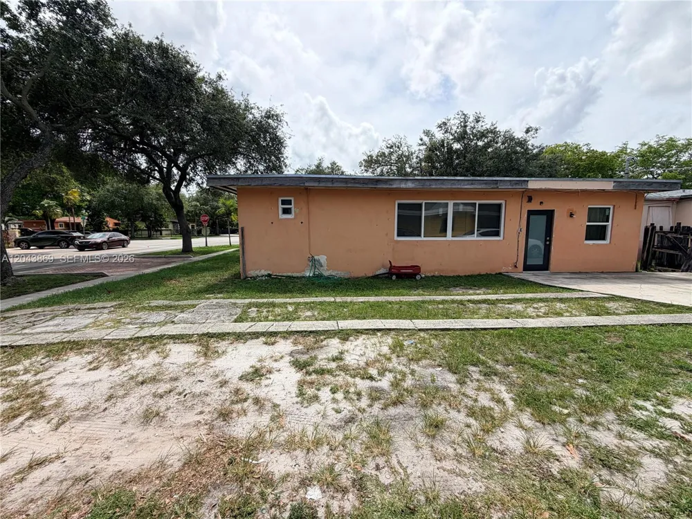 13105 NW 12th Ave North Miami, FL 33168