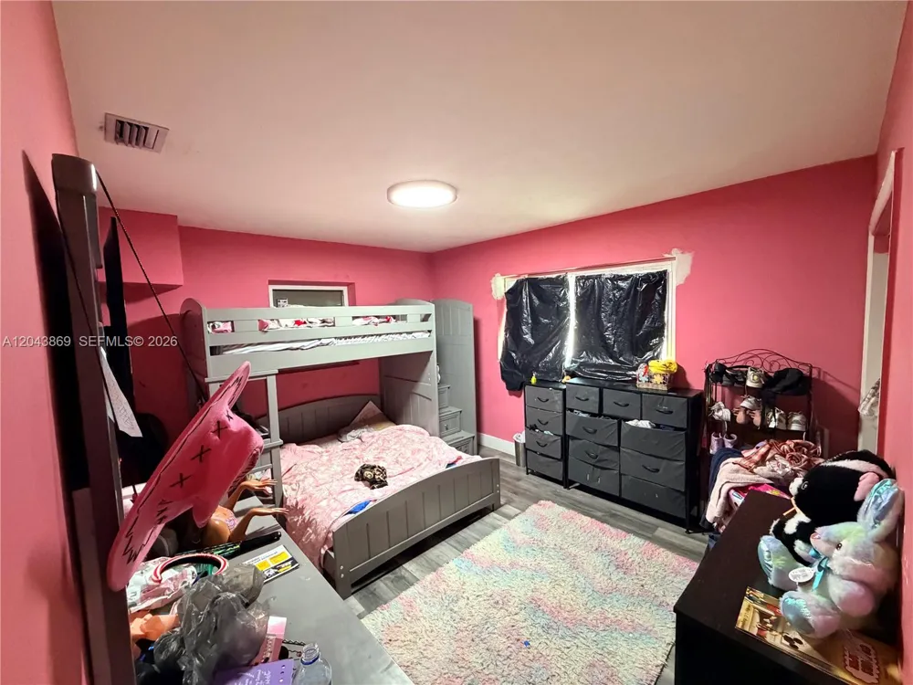 13105 NW 12th Ave North Miami, FL 33168