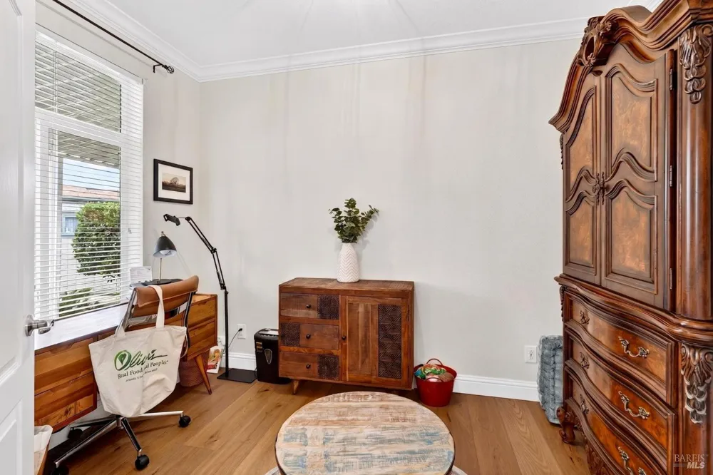 32 Springhill Court Santa Rosa, CA 95409