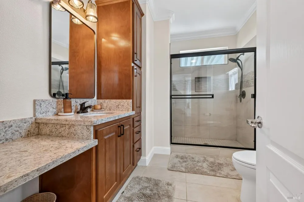 32 Springhill Court Santa Rosa, CA 95409