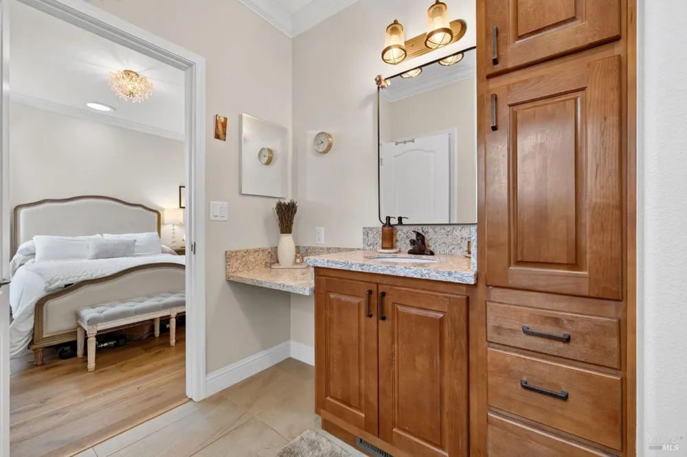 32 Springhill Court Santa Rosa, CA 95409