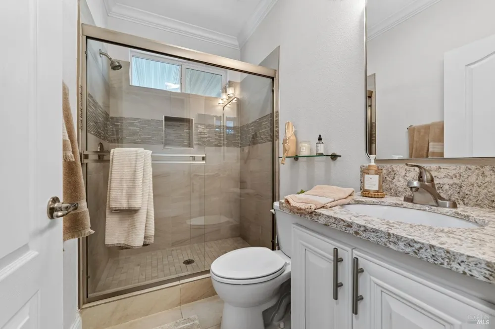 32 Springhill Court Santa Rosa, CA 95409