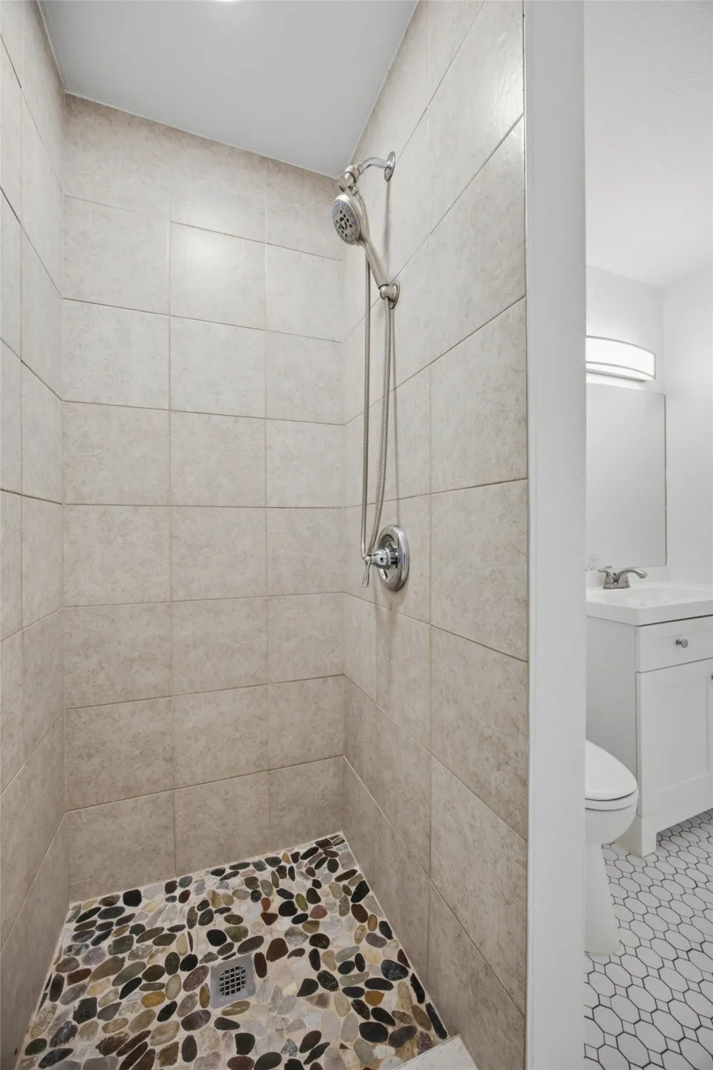 5801 Thunderbird Street #B-22 Lago Vista, TX 78645
