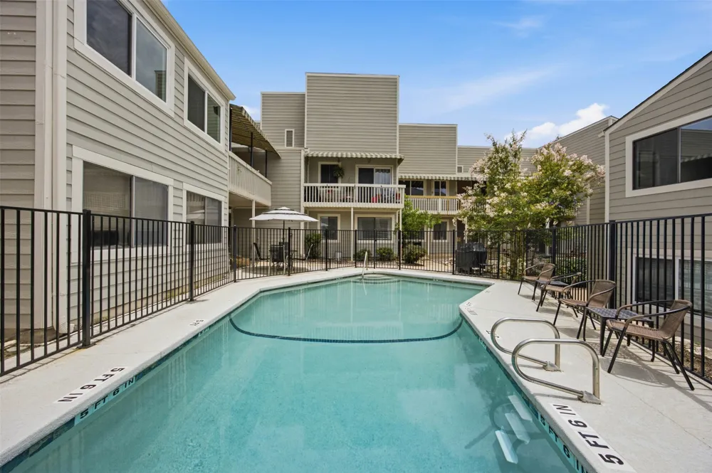 5801 Thunderbird Street #B-22 Lago Vista, TX 78645