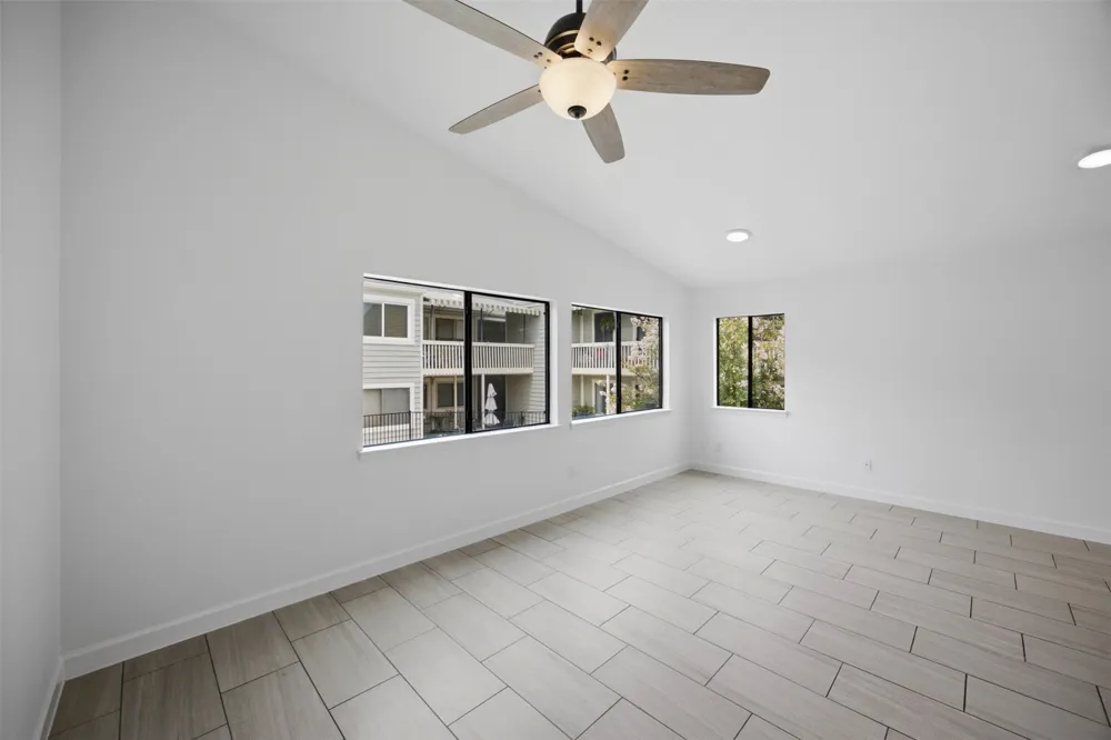 5801 Thunderbird Street #B-22 Lago Vista, TX 78645