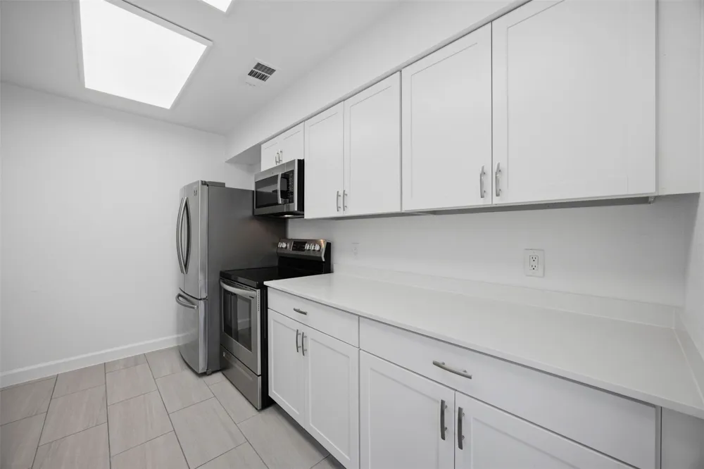5801 Thunderbird Street #B-22 Lago Vista, TX 78645