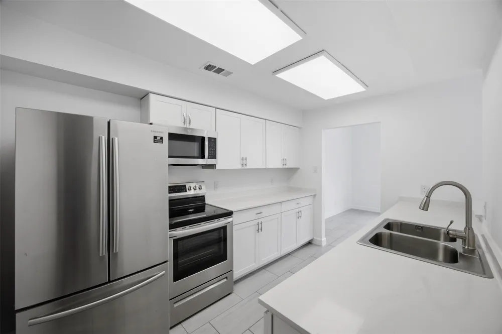 5801 Thunderbird Street #B-22 Lago Vista, TX 78645