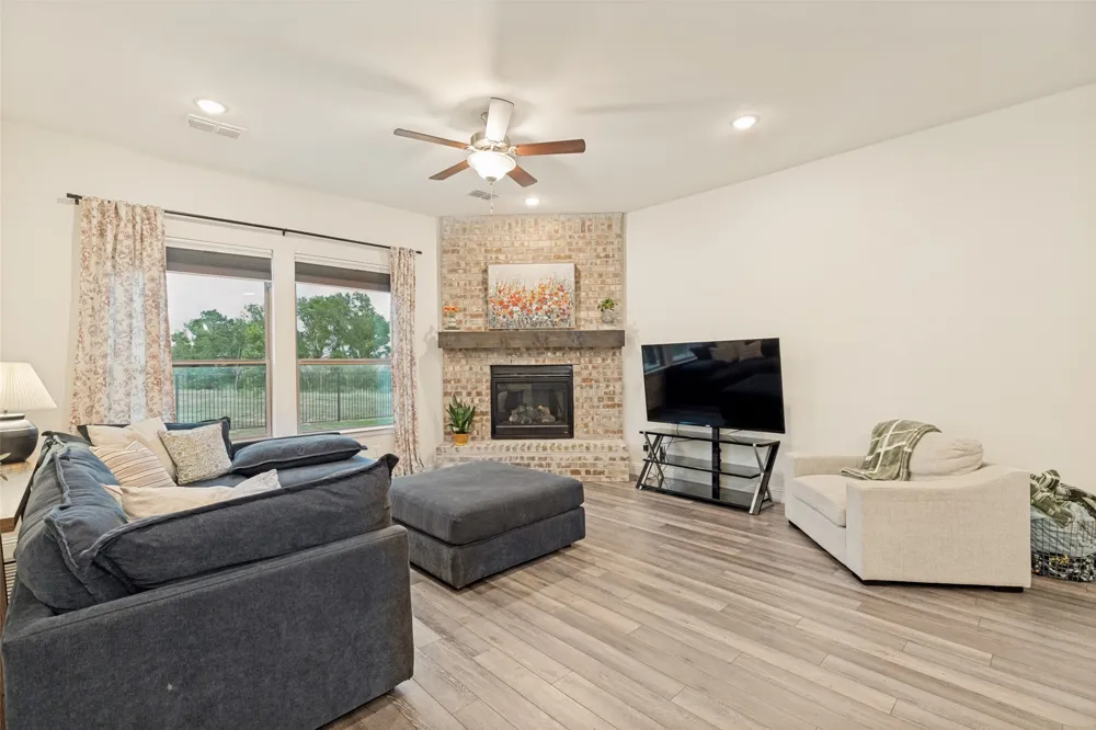 4015 Cloverleaf Trail Melissa, TX 75454