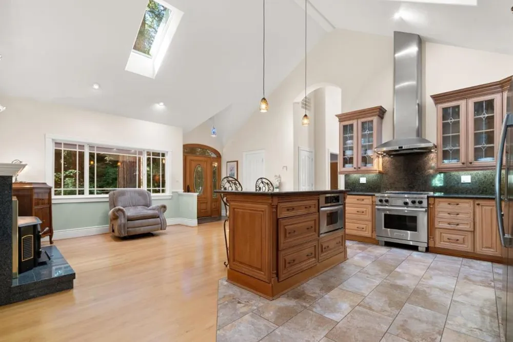 7034 Scotts Valley Drive Scotts Valley, CA 95066