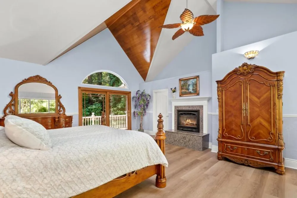 7034 Scotts Valley Drive Scotts Valley, CA 95066