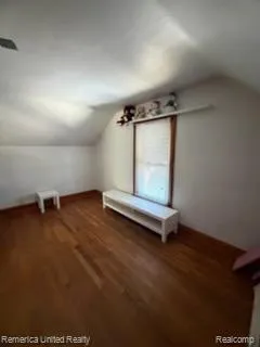 435 Riverbank Street Wyandotte City, MI 48192