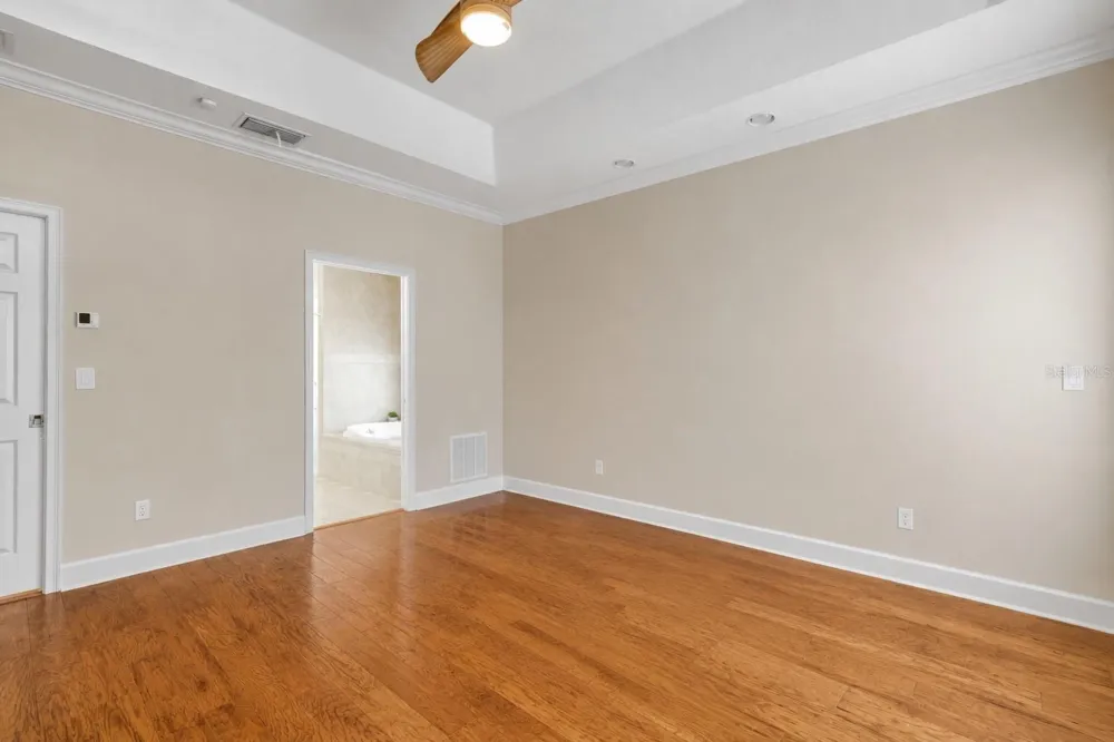 521 S PENINSULA AVENUE New Smyrna Beach, FL 32169