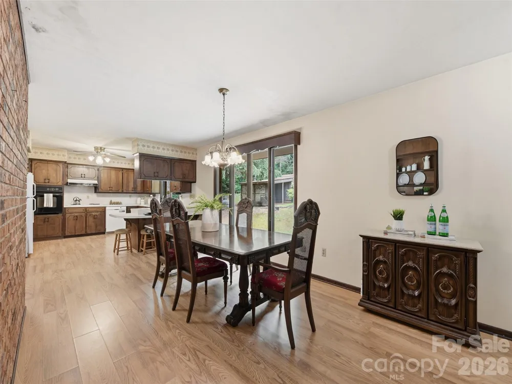 252 Big Stomp Road Waynesville, NC 28786