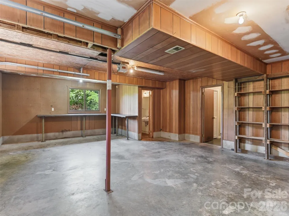 252 Big Stomp Road Waynesville, NC 28786
