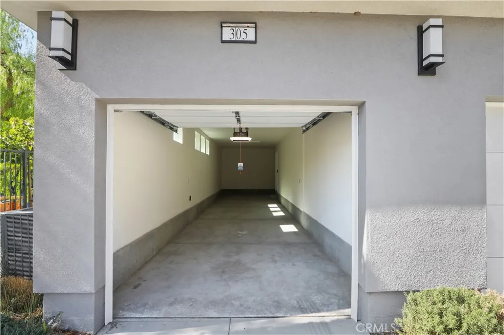 960 Tangent Privado #305 Ontario, CA 91764