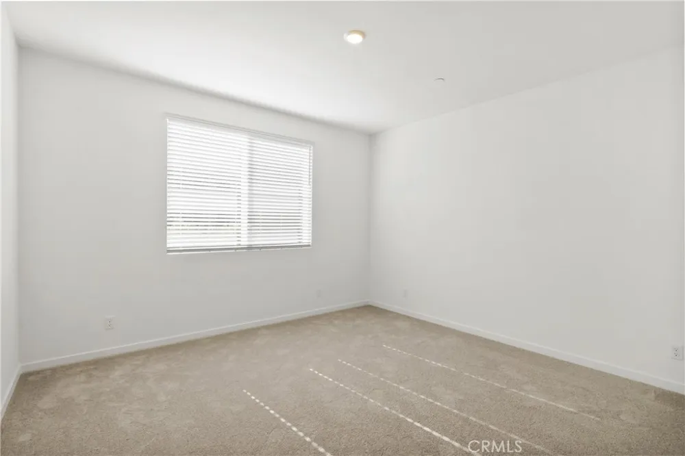 960 Tangent Privado #305 Ontario, CA 91764