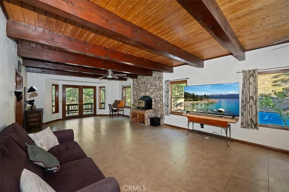 30228 Elfin Court Running Springs, CA 92382