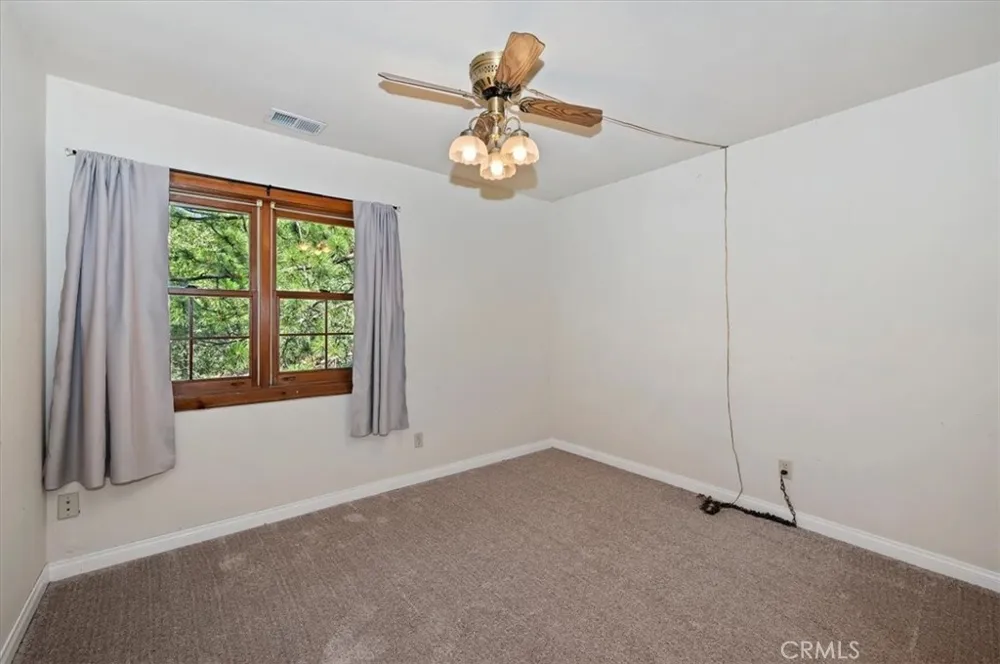 30228 Elfin Court Running Springs, CA 92382
