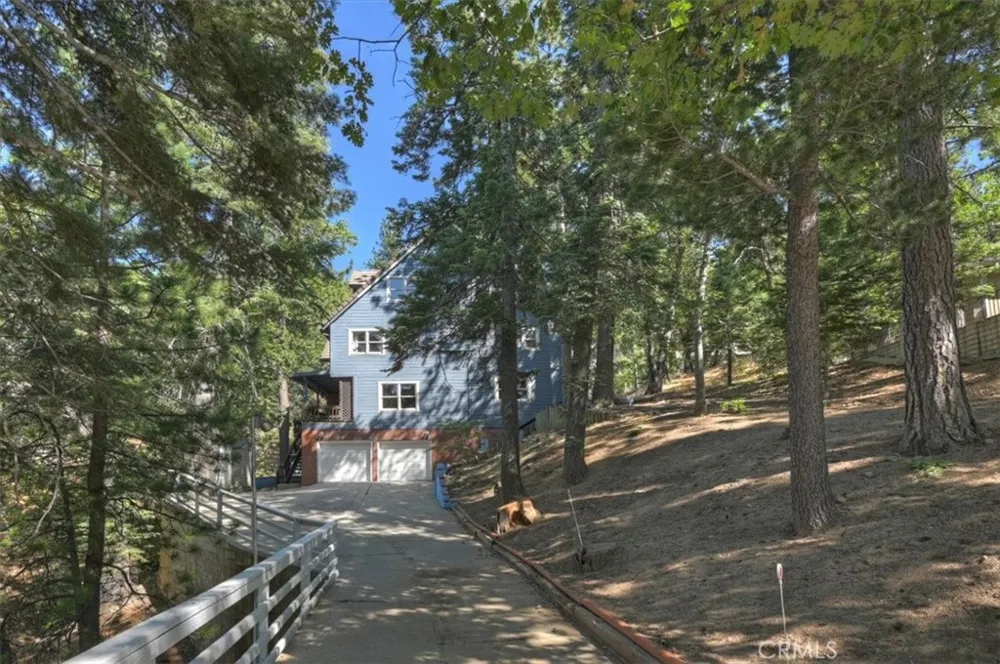 30228 Elfin Court Running Springs, CA 92382