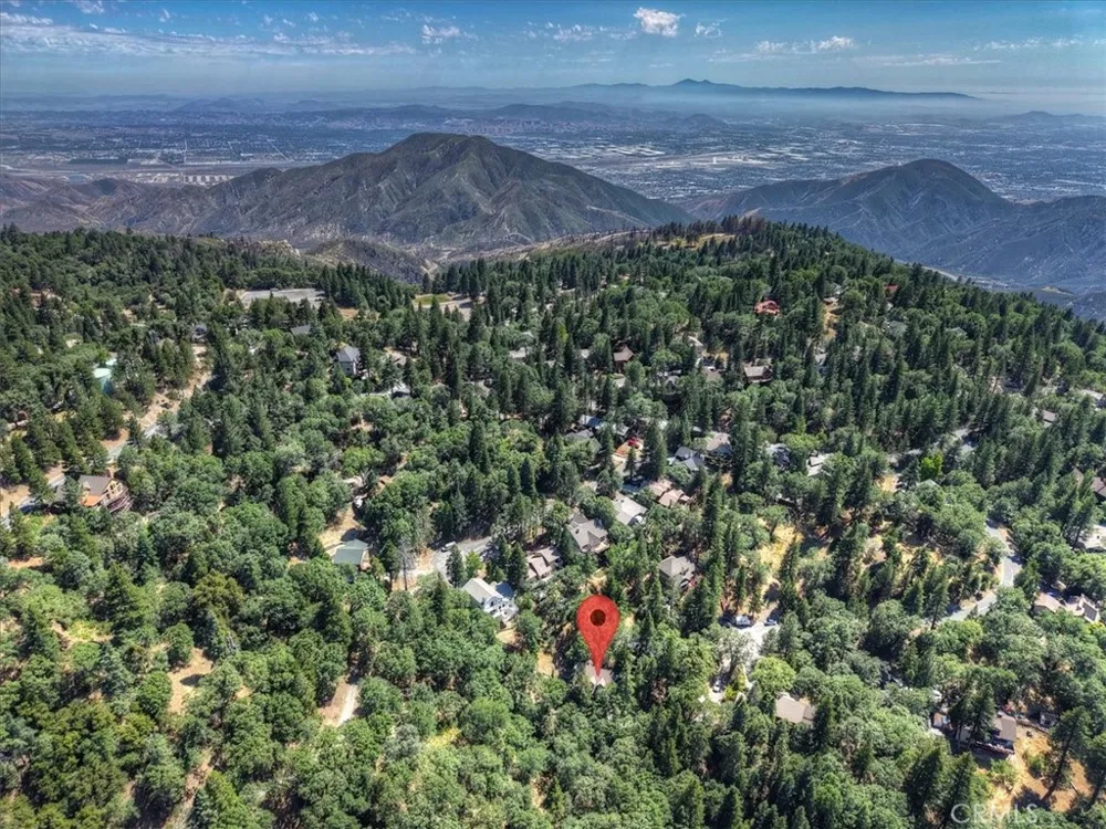30228 Elfin Court Running Springs, CA 92382