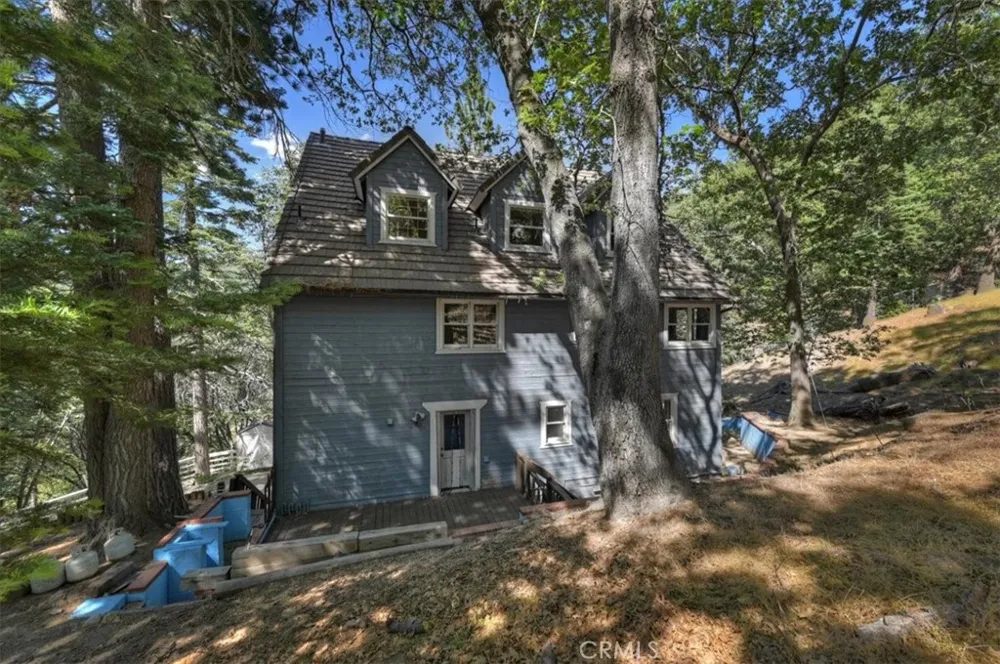 30228 Elfin Court Running Springs, CA 92382