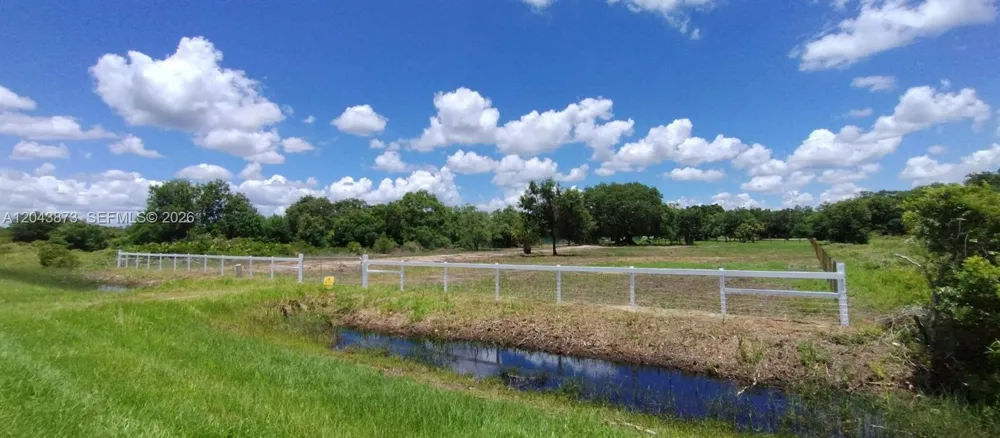 18611 NW 304 st Okeechobee, FL 34972