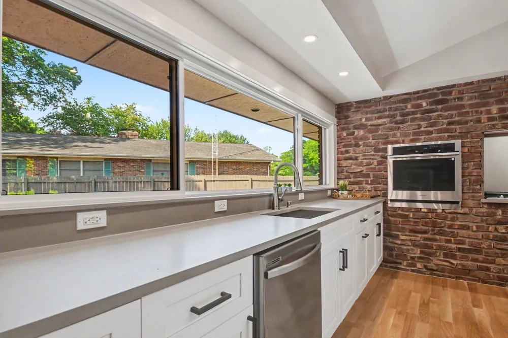 2631 Hillview Lane St. Joseph, MI 49085