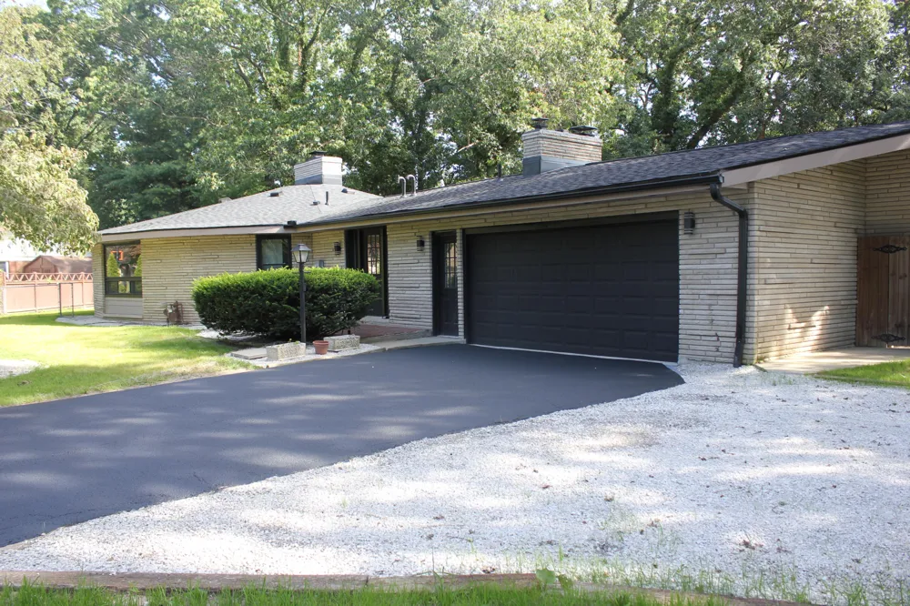 2631 Hillview Lane St. Joseph, MI 49085