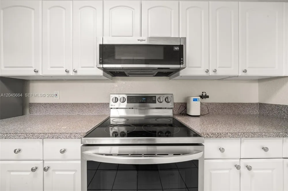 3077 W Scoralick Road Avon Park, FL 33825