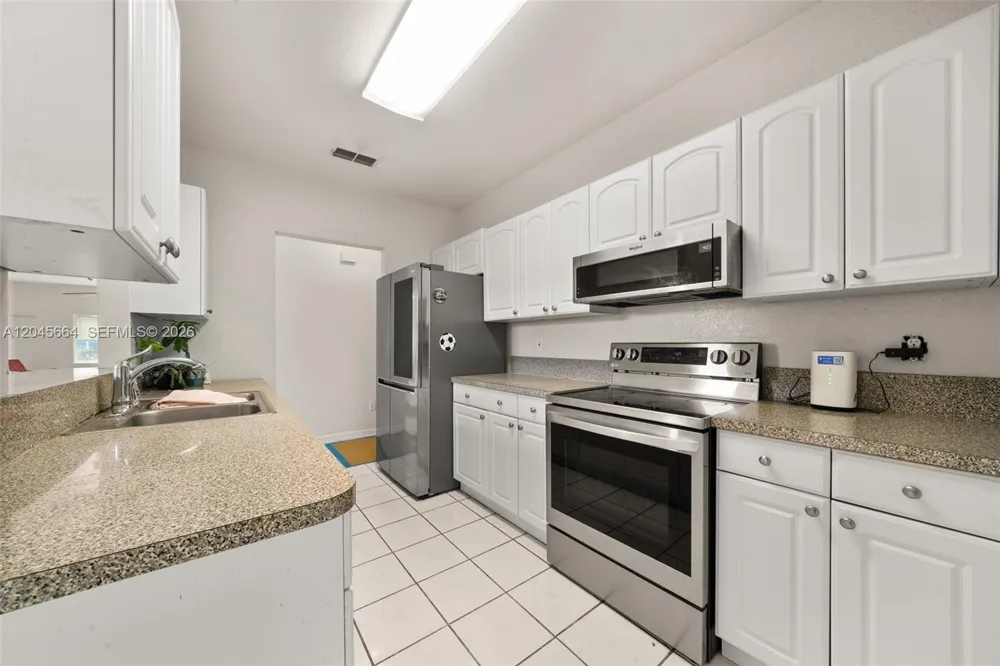 3077 W Scoralick Road Avon Park, FL 33825