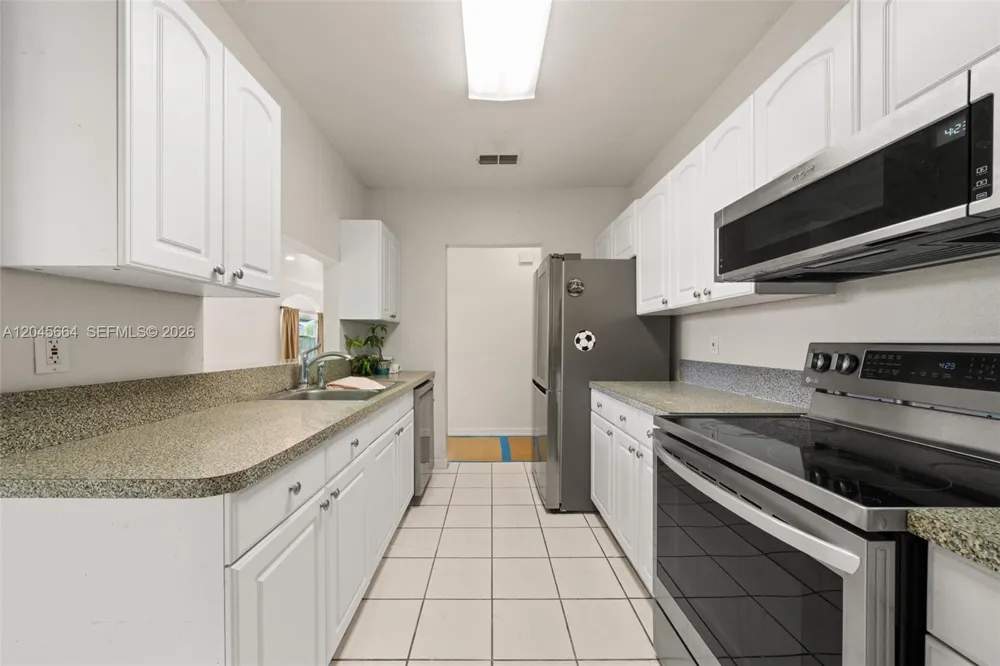 3077 W Scoralick Road Avon Park, FL 33825